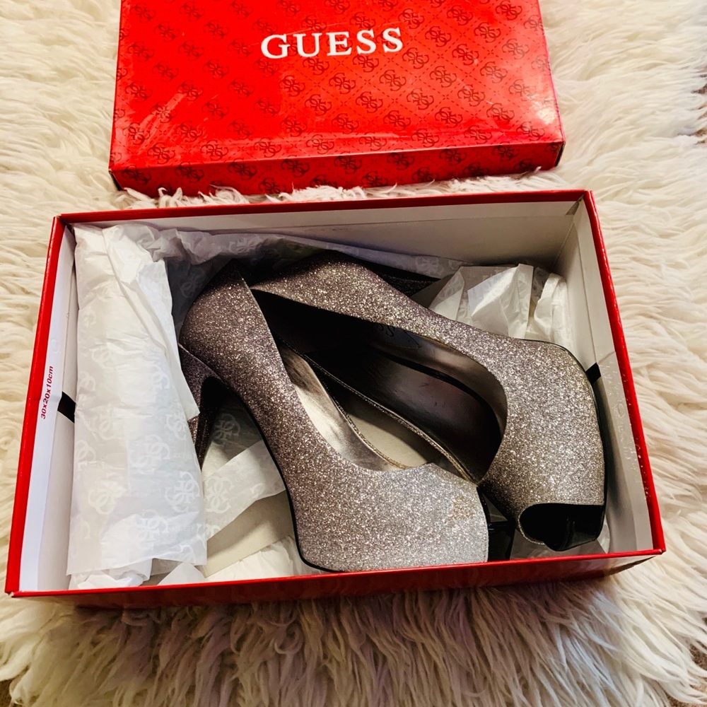Guess Heels - image 2